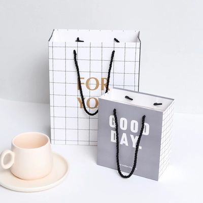 Custom Logo Offset Printing Grey 230GSM Art Paper Gift Bags