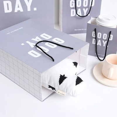 Custom Logo Offset Printing Grey 230GSM Art Paper Gift Bags